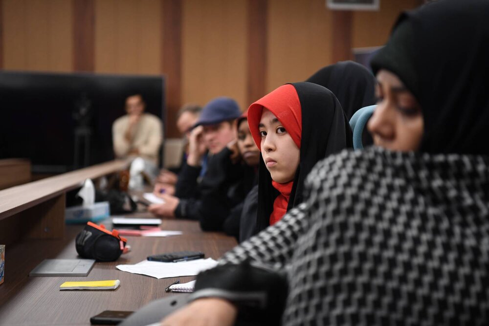 شهید آوینی تکلیف هنر مقاومت را مشخص کرد / هنر مقاومت، انتخابی آگاهانه و پرهزینه است