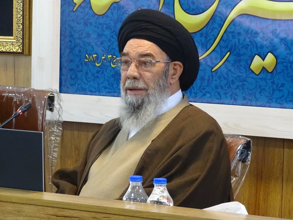 मासूमीन (अ) की जीवनी के अनुसार, गरीबों और जरूरतमंदों की मदद करना आवश्यक है: आयतुल्लह सय्यद युसूफ़ तबातबाई मासूमीन (अ) की जीवनी के अनुसार, गरीबों और जरूरतमंदों की मदद करना आवश्यक है: आयतुल्लह सय्यद युसूफ़ तबातबाई