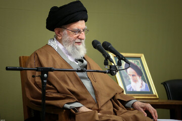 مهم‌ترین جمله امام شهید انقلاب در سال ۱۴۰۴ را شما انتخاب کنید