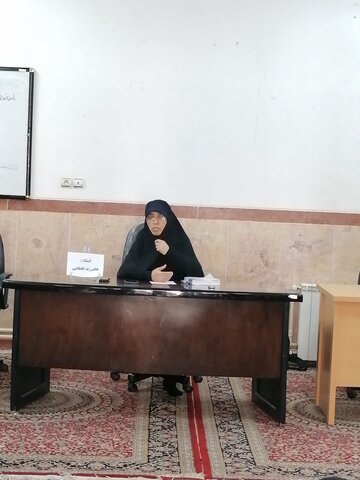 کرسی آزاد اندیشی مدرسه علمیه تخصصی فاطمیه کرمان