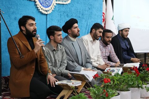 تصاویر / تجلیل از فعالان قرآنی طلاب مدارس علمیه استان قزوین