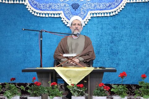 تصاویر / تجلیل از فعالان قرآنی طلاب مدارس علمیه استان قزوین