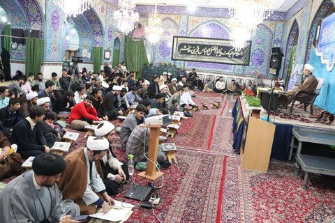 تصاویر / تجلیل از فعالان قرآنی طلاب مدارس علمیه استان قزوین