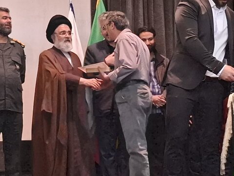 تصاویر/ جشن میلاد امام حسن مجتبی (ع) همراه با تجلیل نیکوکاران کاشان