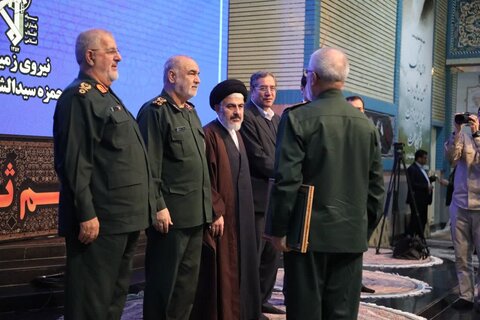 تصاویر/ مراسم تکریم و معارفه فرمانده قرارگاه همزه سیدالشهدا (ع) سپاه