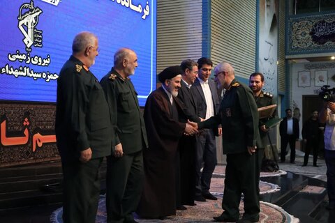تصاویر/ مراسم تکریم و معارفه فرمانده قرارگاه همزه سیدالشهدا (ع) سپاه
