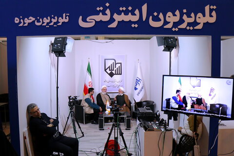 بازدید حجت الاسلام والمسلمین صدیقی از سی و دومین نمایشگاه بین‌المللی قرآن کریم