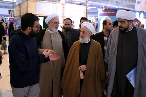 بازدید حجت الاسلام والمسلمین صدیقی از سی و دومین نمایشگاه بین‌المللی قرآن کریم