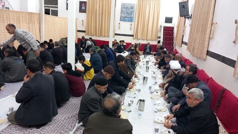 تصاویر/محفل انس با قرآن در روستای پنداس