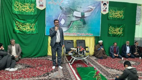 محفل انس با قرآن کریم در روستای آزران