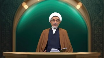 خشوع دل راه را برای روشنایی روح هموار می‌کند