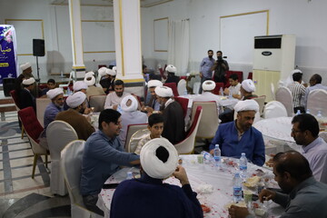تصاویر/ ضیافت افطاری روحانیون و مبلغین  استان هرمزگان