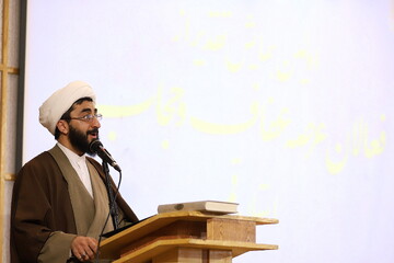 کل کشور باید در پرتو احکام اسلامی باشد/ باید حریم قم را حفظ کرد