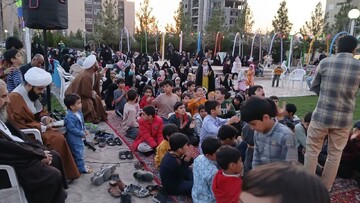 جشن میلاد کریم اهل‌بیت (ع) در بوستان نخبگان پردیسان
