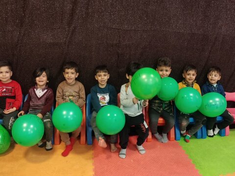 تصاویر/برگزاری جشن ولادت امام حسن مجتبی (ع) ویژه کودکان مهد کودک ریحانه در ساوه