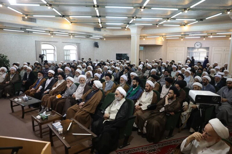 از تعیین تکلیف فرودگاه و منوریل قم تا برنامه مقابله با ریزگردها