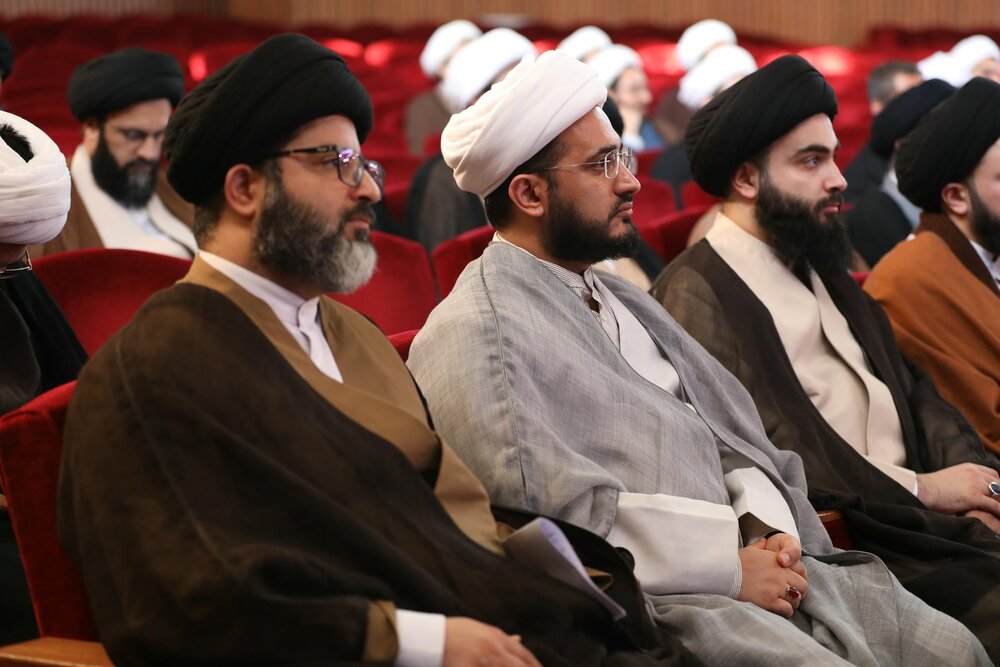 Религиозные семинарии должны планировать свои действия для удовлетворения мировых потребностей