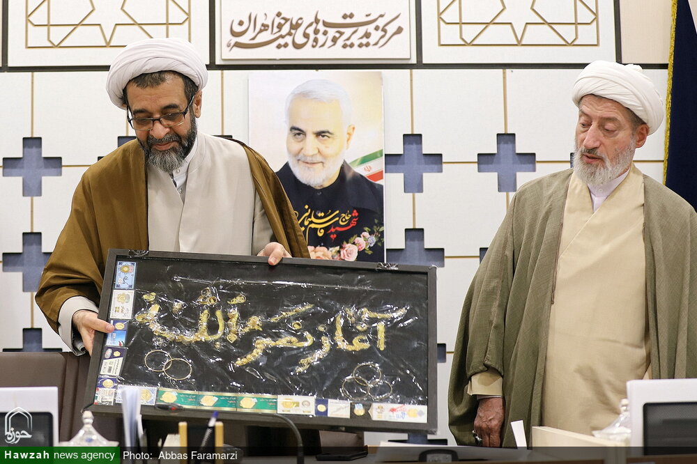 کمک ۱۲۲ میلیاردی بانوان طلبه به پویش ایران همدل