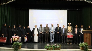 تصاویر/ تجلیل معاونان پرورشی و طرح امین مدارس کاشان