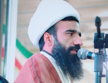 اهل‌بیت(ع) قرآن ناطق هستند