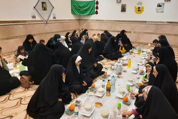 تصاویر/ ضیافت افطاری مدرسه علمیه خواهران برازجان