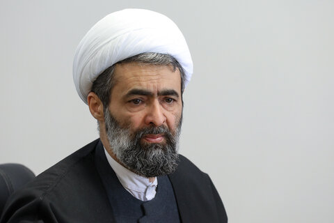 تصاویر / دیدار امام جمعه ارداق و جمعی از مسئولین و معتمدین بخش دشتابی با نماینده ولی فقیه در استان قزوین