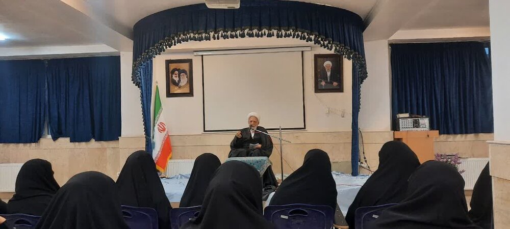 पाप और प्रमाद के प्रदूषण से हृदय का शुद्धिकरण धार्मिक सत्य और विलायत की समझ की ओर ले जाता है पाप और प्रमाद के प्रदूषण से हृदय का शुद्धिकरण धार्मिक सत्य और विलायत की समझ की ओर ले जाता है