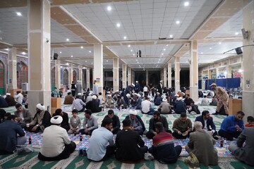 تصاویر/ ضیافت افطاری  با حضور جامعه روحانیت و ائمه جماعات در خرم آباد