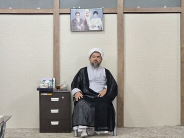 حضرت علی(ع) الگویی کامل برای انسانیت است