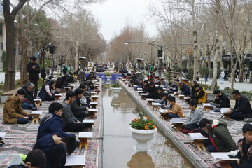 تصاویر / جزءخوانی قرآن کریم در گذر فرهنگی چهارباغ اصفهان