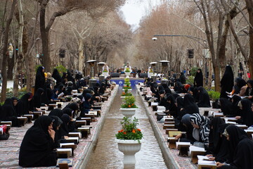 فیلم| جزءخوانی قرآن کریم در گذر فرهنگی چهارباغ