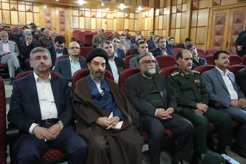 تصاویر آخرین جلسه شورای اداری استان لرستان