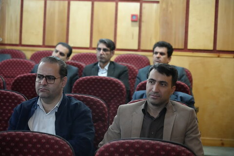 تصاویر آخرین جلسه شورای اداری استان لرستان