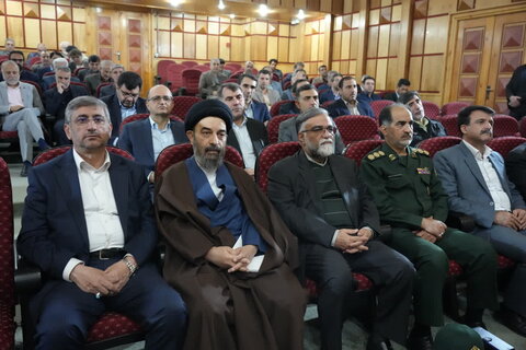 تصاویر آخرین جلسه شورای اداری استان لرستان