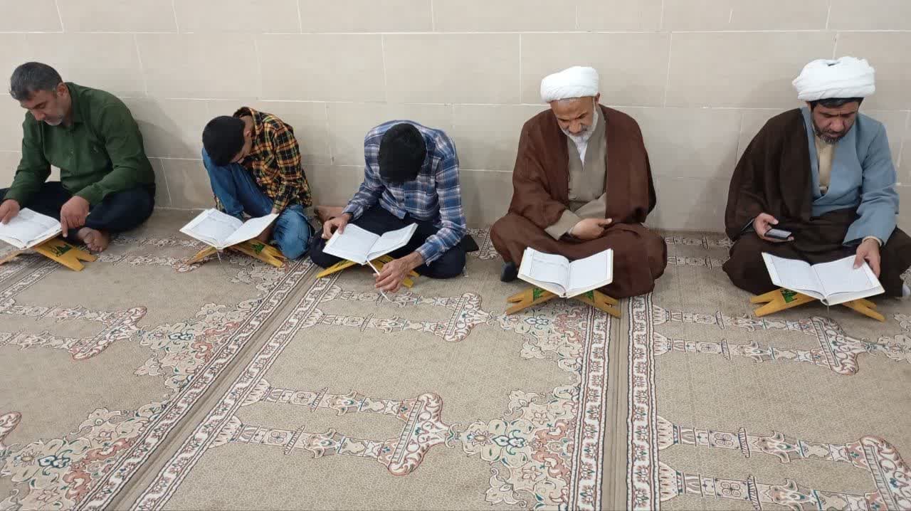 تصاویر/ حال و هوای مساجد دشتستان در ماه رمضان