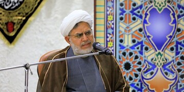 مبلغین امور دینی باید حکم مراجع عظام تقلید را در جامعه تبلیغ کنند