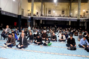 تصاویر/ برگزاری مراسم لیالی قدر و شب ۱۹ رمضان در قروه