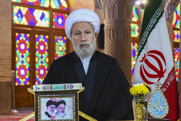 زیارت برای گردشگران باید امری آسان و دلپذیر شود