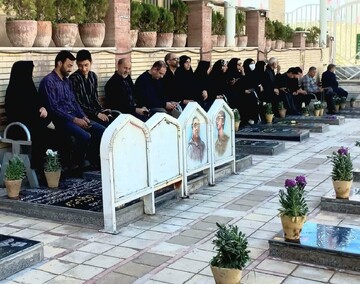 تصاویر/ حال و هوای گلزار شهدای کرمان