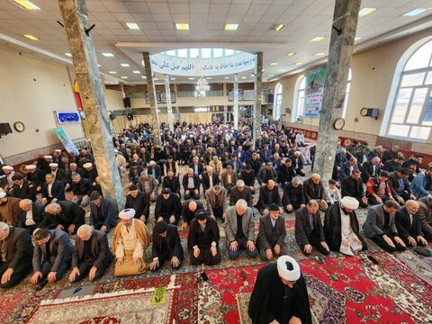 تصاویر/ اقامه نماز جمعه شهرستان چایپاره