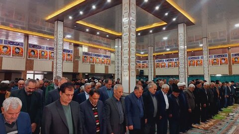 تصاویر/ اقامه نماز جمعه شهر کشاورز