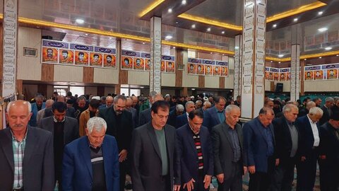 تصاویر/ اقامه نماز جمعه شهر کشاورز
