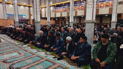 تصاویر/ اقامه نماز جمعه شهر کشاورز