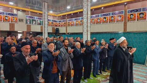 تصاویر/ اقامه نماز جمعه شهر کشاورز