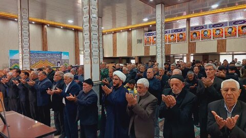 تصاویر/ اقامه نماز جمعه شهر کشاورز