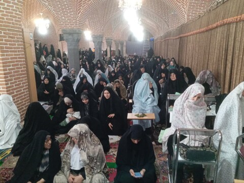 تصاویر/ اقامه نماز جمعه تسوج