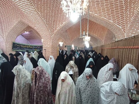 تصاویر/ اقامه نماز جمعه تسوج