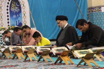 تصاویر/ ترتیل خوانی ماه رمضان در امامزاده سید جعفر(ع) یزد