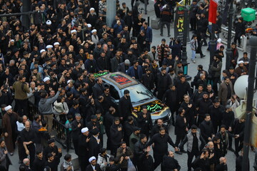 تصاویر / دسته عزاداری روز شهادت امیرالمومنین (ع) با حضور آیت الله العظمی وحیدخراسانی