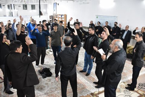 مراسم احیای شب ۲۱ ماه مبارک رمضان در مسجد نبی اکرم(ص) کوهدشت